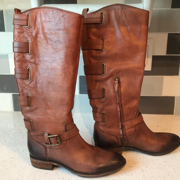Brown boots size 6.5 - Picture 2 of 8